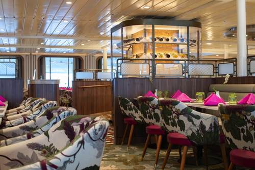 Fred. Olsen Cruise Lines, Balmoral, Thistle Restaurant 2.jpg